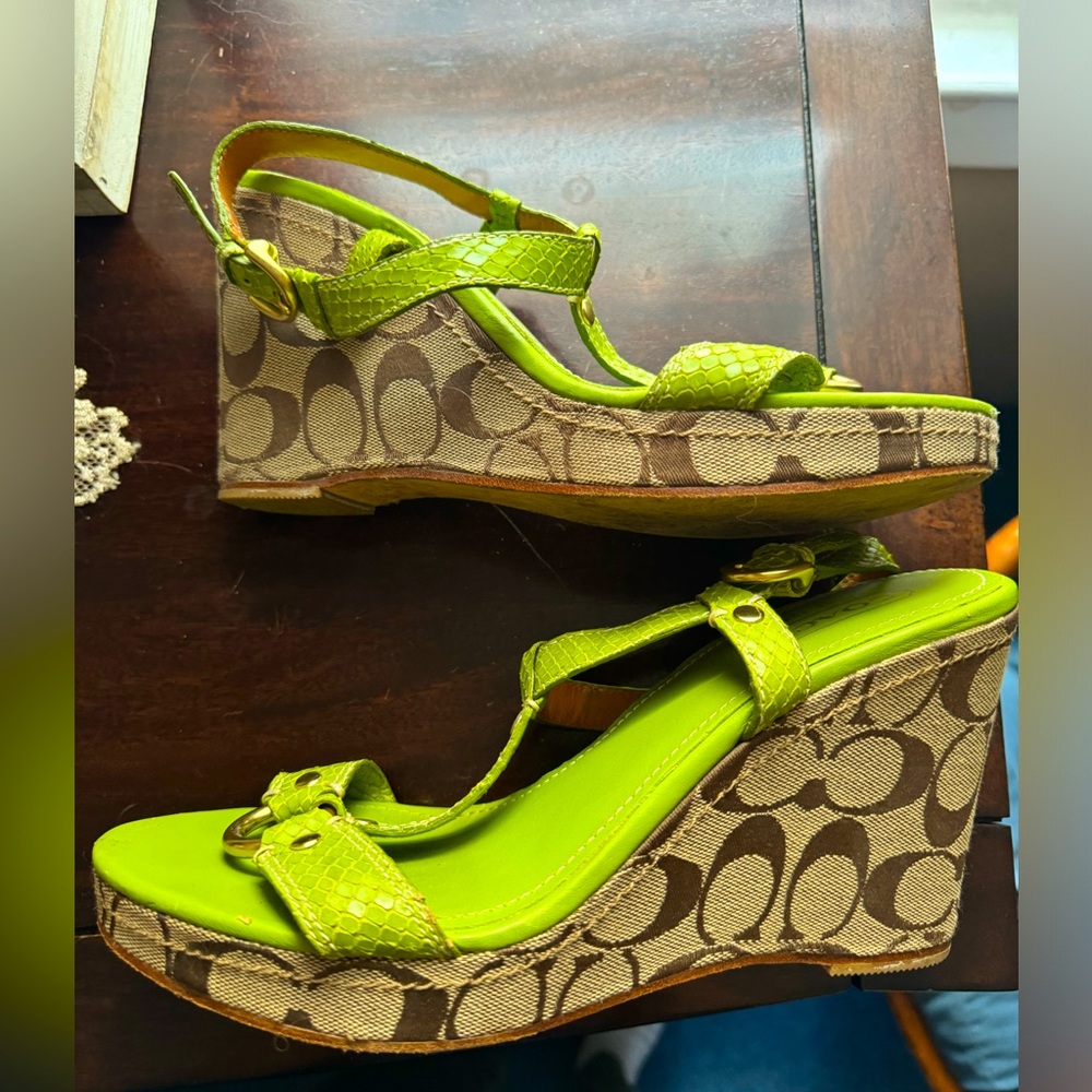 ❌not available ❌ Coach  monogram wedge sandal lime green 8.5